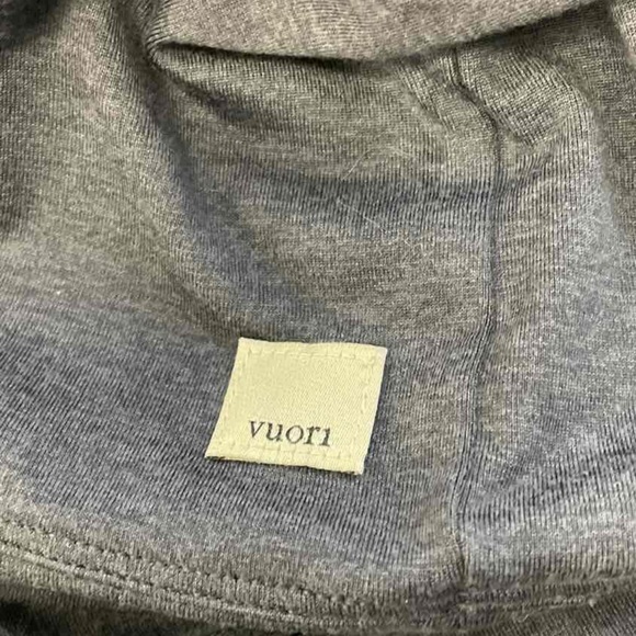 Vuori Heather Gray Sweatshirt - Picture 4 of 6
